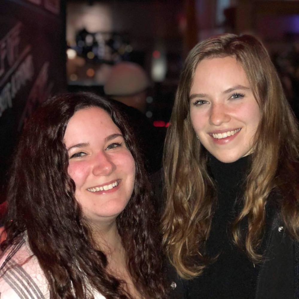 Meet your Posher, Julia